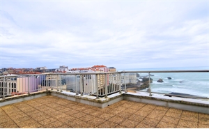 appartement à la vente -   64200  BIARRITZ, surface 66 m2 vente appartement - APR623833